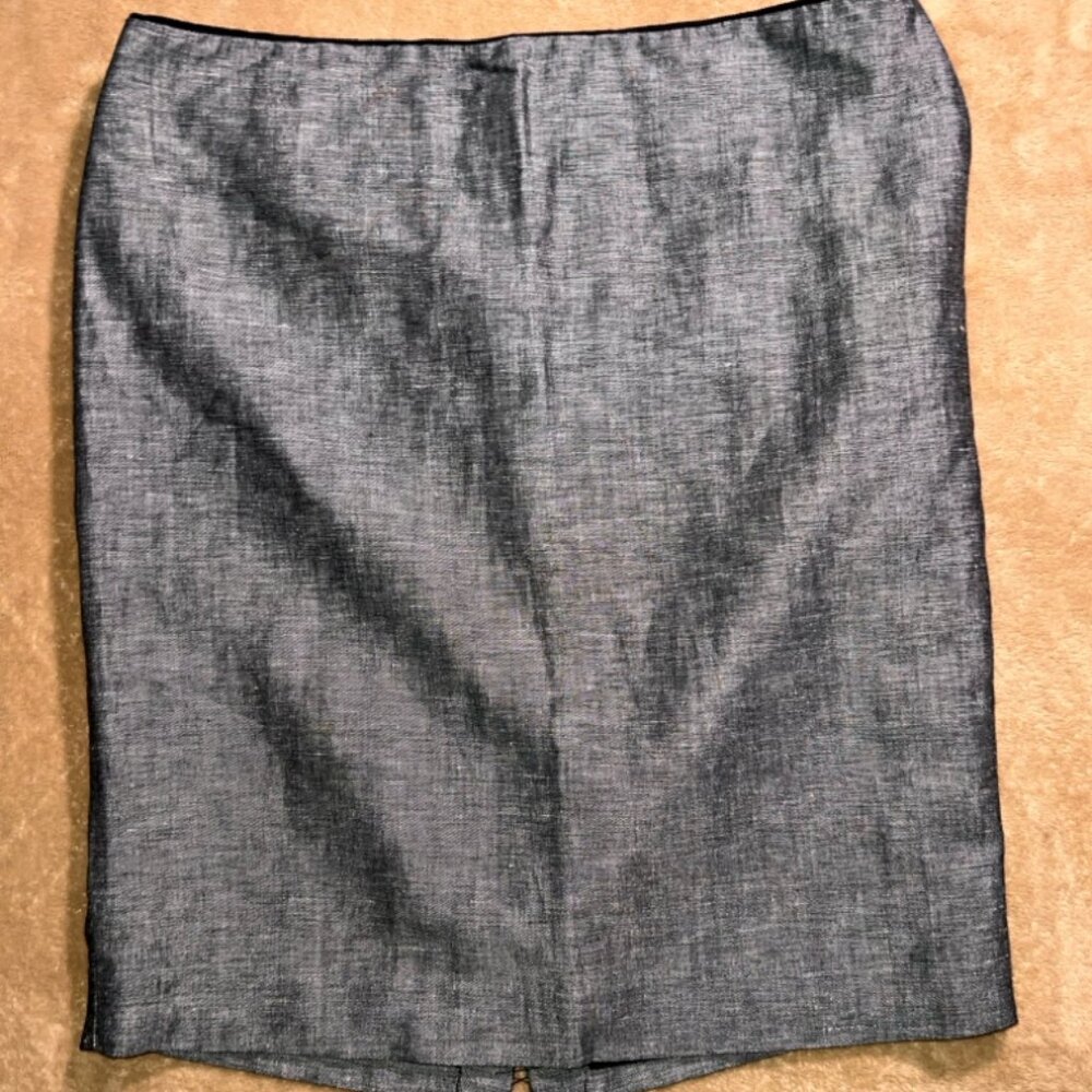 Chaus Women 8 Gray Pencil Zipper Slit Back Office Career Knee Length Skirt